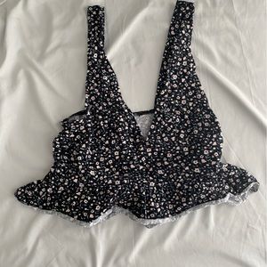 💖 4 for $25 sale 🎉 
Forever 21 floral tank top